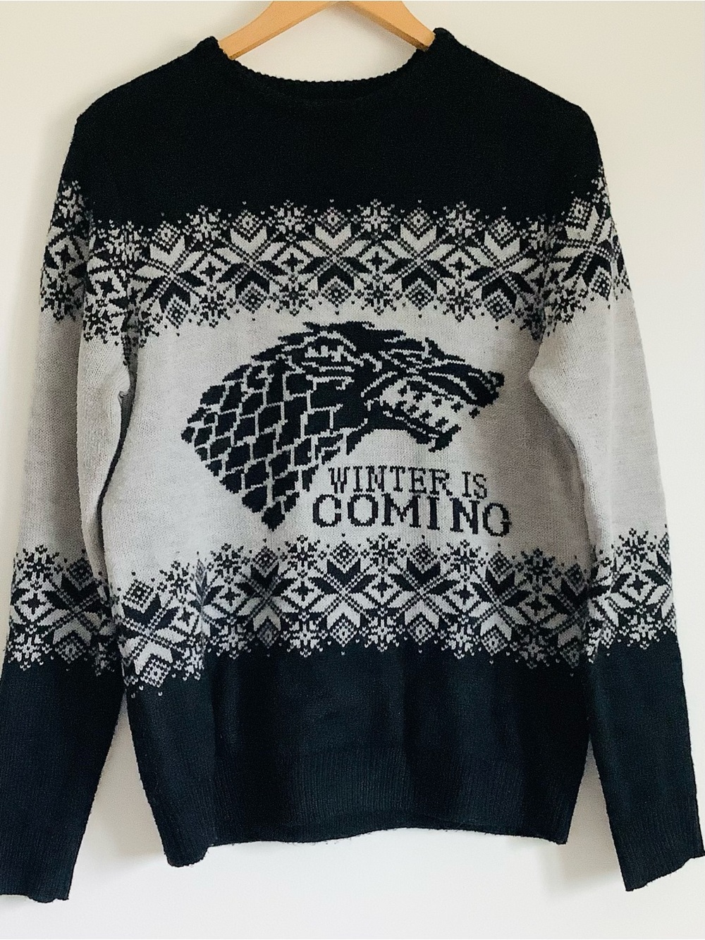 Game of Thrones Winter Is Coming Men’s (Unisex) Knit Sweater Sz. M *READ